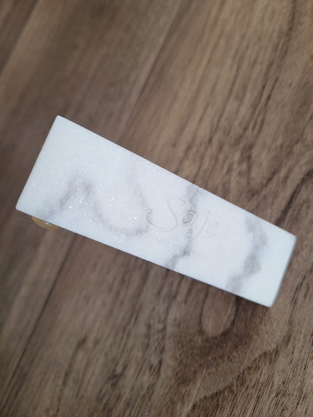 Saje My Remedies Triangle
Roll-on remedy holder - Picture 3 of 7